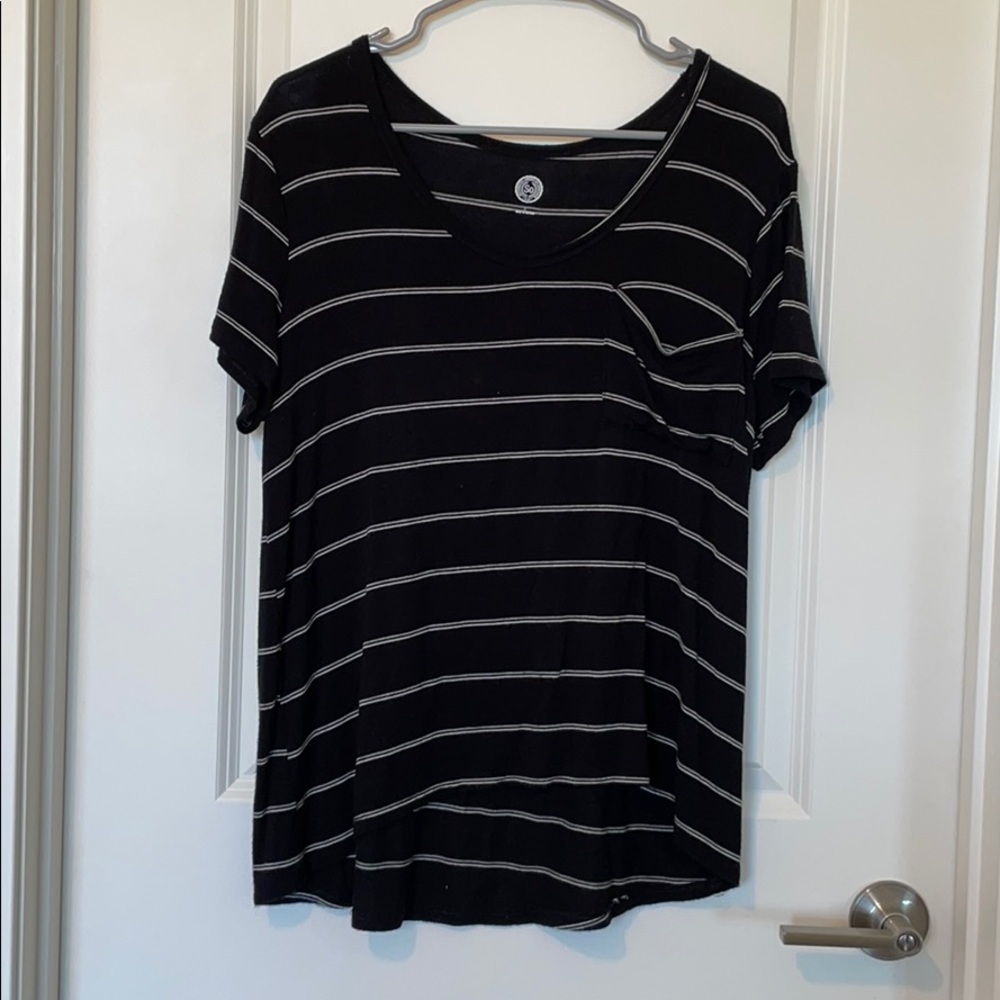 SO Black and White Stipe Short Sleeve Top LARGE